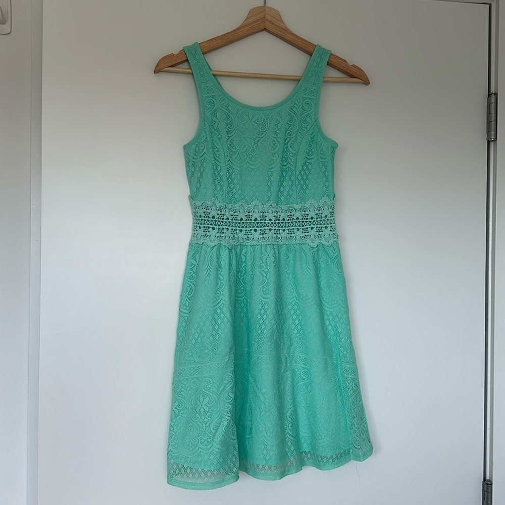 Xhilaration size S mint green dress